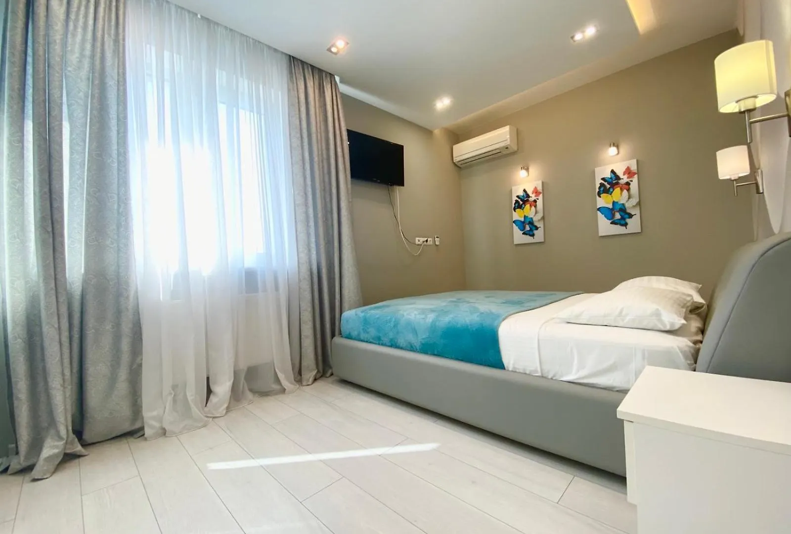 Alex Apartment Near Palace Ukraine 基輔 0*,