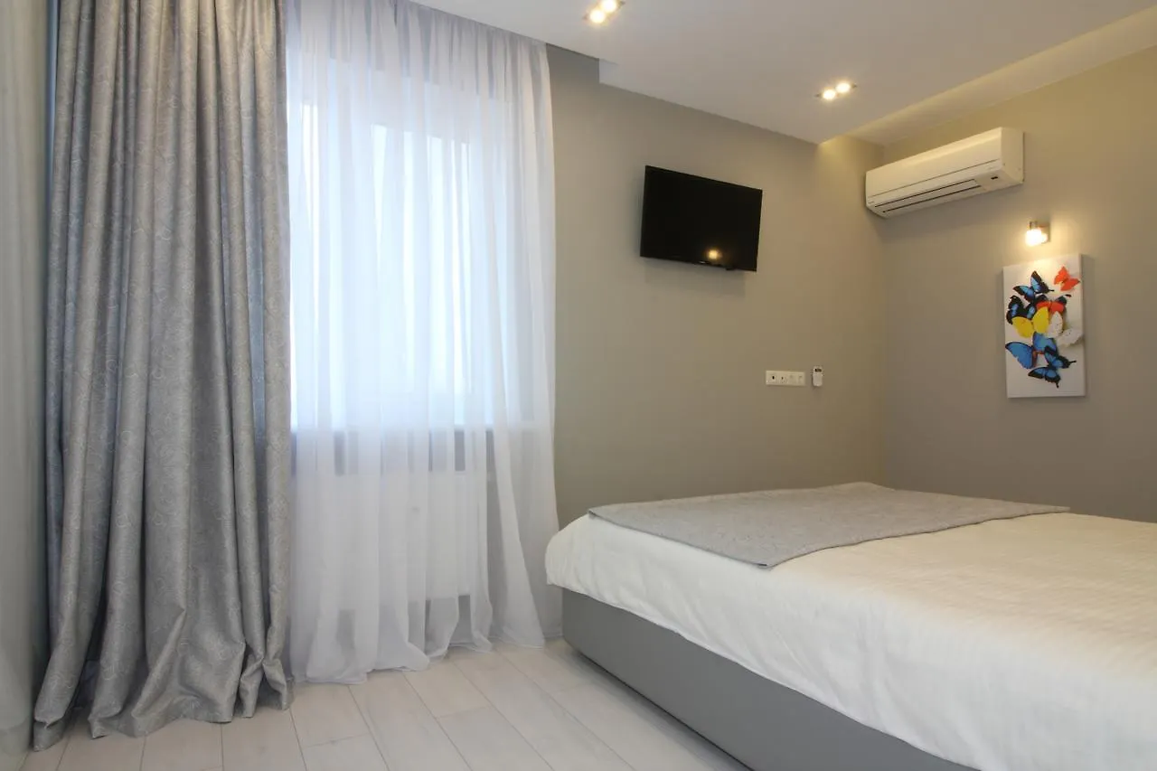 Alex Apartment Near Palace Ukraine 基輔 0*,  乌克兰